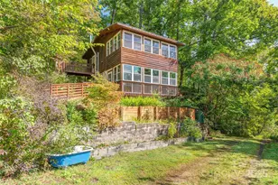 40 Craggy View Ln, Barnardsville, NC 28709 - Photo 2