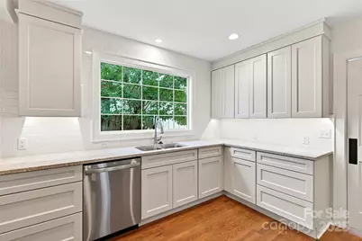 109 N Dougherty Street, Black Mountain, NC 28711 - Photo 12