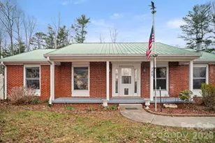 185 O O King Dr, Flat Rock, NC 28731 - Photo 4