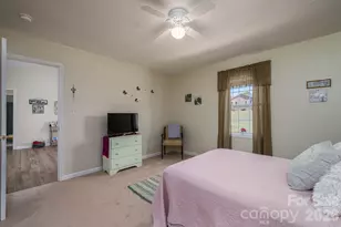 1371 Millrace Dr, Conover, NC 28613 - Photo 16