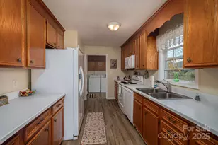 1371 Millrace Dr, Conover, NC 28613 - Photo 12