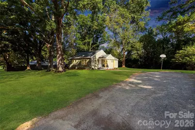 951 Confederate Avenue, Lancaster, SC 29720 - Photo 4