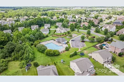 9029 Woodview Court, Fort Mill, SC 29707 - Photo 4