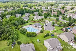 9029 Woodview Ct, Fort Mill, SC 29707 - Photo 4