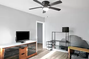 2701 Watson Dr, Charlotte, NC 28208 - Photo 14