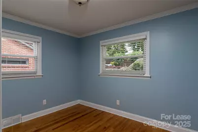 550 W Kingston Avenue, Charlotte, NC 28203 - Photo 8