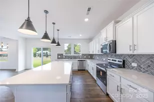 2313 Bulwarks Ct, Albemarle, NC 28001 - Photo 10