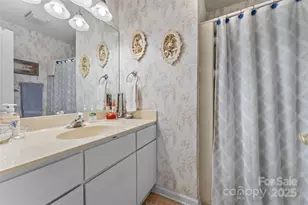 106 Abbey Cir, Asheville, NC 28805 - Photo 12