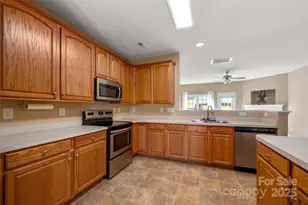 6934 Tanners Creek Dr, Huntersville, NC 28078 - Photo 10