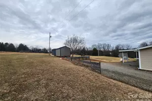 303 Johnson Dairy Rd, Mooresville, NC 28115 - Photo 8