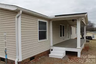 303 Johnson Dairy Rd, Mooresville, NC 28115 - Photo 4