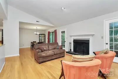 16 Woodvine Lane, Clover, SC 29710 - Photo 8