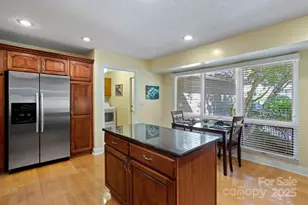 128 Forest View Dr, Flat Rock, NC 28731 - Photo 10