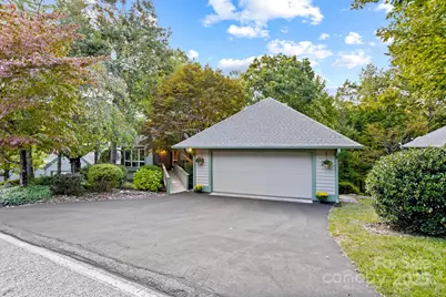 128 Forest View Drive, Flat Rock, NC 28731 - Photo 32