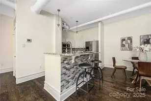 404 N Laurel Ave, Charlotte, NC 28204 - Photo 10