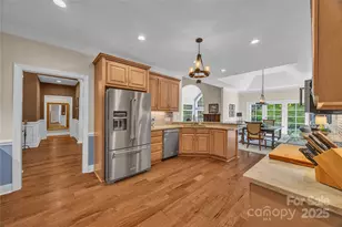 322 W Glenview Dr, Salisbury, NC 28147 - Photo 10