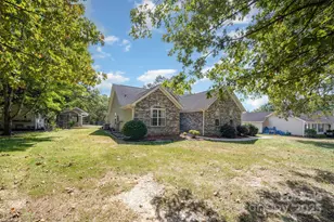 1308 Trull Pl, Monroe, NC 28110 - Photo 4