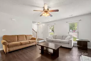 11601 Calgary Dr, Charlotte, NC 28215 - Photo 4