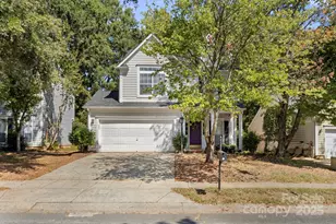 13309 Lampmeade Ln, Charlotte, NC 28273 - Photo 2