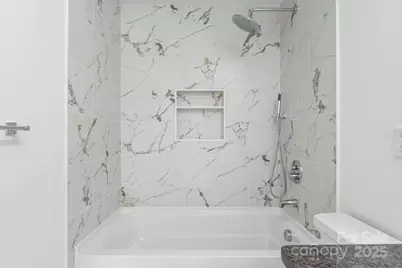 9235 Edgevale Drive, Charlotte, NC 28216 - Photo 22