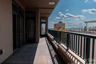 21 Battery Park Ave, Asheville, NC 28801 - Photo 16