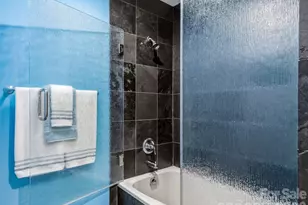 21 Battery Park Ave, Asheville, NC 28801 - Photo 18