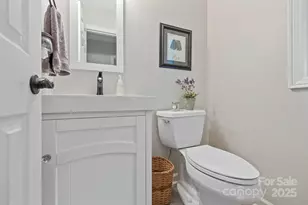 214 Vincent Pl, Hendersonville, NC 28739 - Photo 16