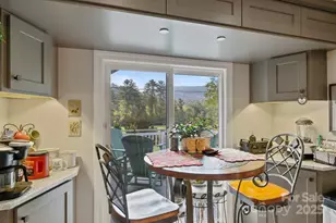 214 Vincent Pl, Hendersonville, NC 28739 - Photo 8