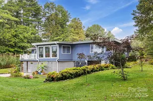 214 Vincent Pl, Hendersonville, NC 28739 - Photo 2