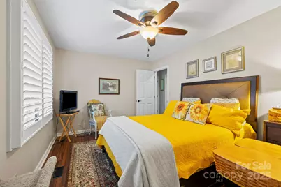 214 Vincent Place, Hendersonville, NC 28739 - Photo 24