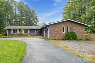 214 Vincent Pl, Hendersonville, NC 28739 - Photo 40