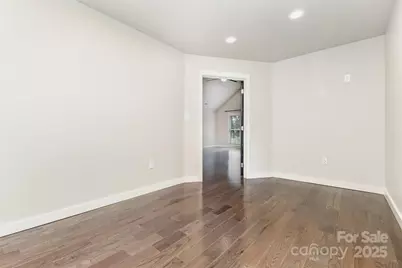 2105 Highland Street, Charlotte, NC 28208 - Photo 6