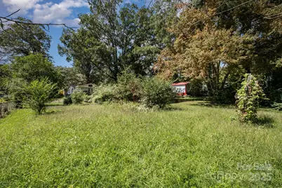 1345 28th Street SW, Hickory, NC 28602 - Photo 8