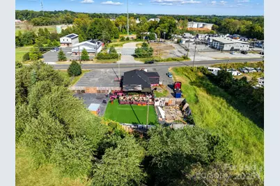 6711 Freedom Drive, Charlotte, NC 28214 - Photo 2