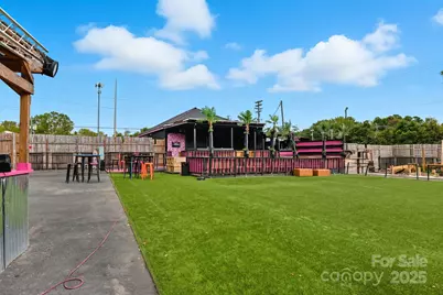 6711 Freedom Drive, Charlotte, NC 28214 - Photo 22