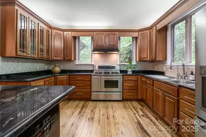 116 Hawk Ridge, Asheville, NC 28804 - Photo 14