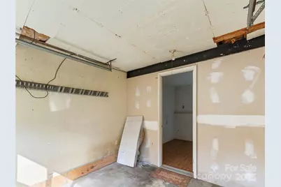 227 Bradshaw Avenue, Hendersonville, NC 28792 - Photo 26