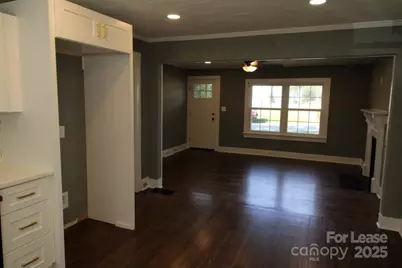 39 Walnut Avenue NW, Concord, NC 28027 - Photo 4