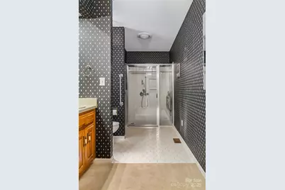 200 Woodland Drive, Marion, NC 28752 - Photo 24