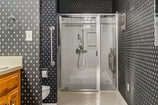 200 Woodland Dr, Marion, NC 28752 - Photo 24