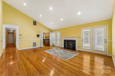 200 Woodland Drive, Marion, NC 28752 - Photo 4