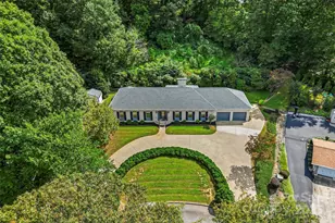 200 Woodland Dr, Marion, NC 28752 - Photo 2