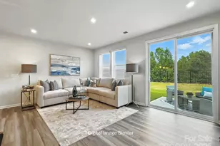 7028 Hodges Meadow Ln, Charlotte, NC 28213 - Photo 10