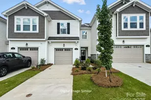 7028 Hodges Meadow Ln, Charlotte, NC 28213 - Photo 2