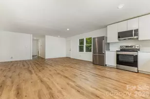 600 Touch Me not Ln, Charlotte, NC 28216 - Photo 16