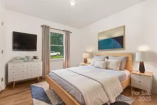 600 Touch Me not Ln, Charlotte, NC 28216 - Photo 8