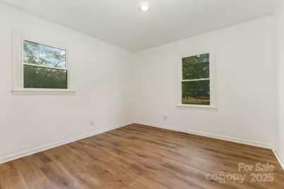 600 Touch Me Not Lane, Charlotte, NC 28216 - Photo 10