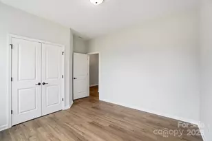 101 N Inneswood Ln, Mooresville, NC 28115 - Photo 4