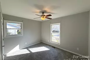 1601 Starbrook Dr, Charlotte, NC 28210 - Photo 12