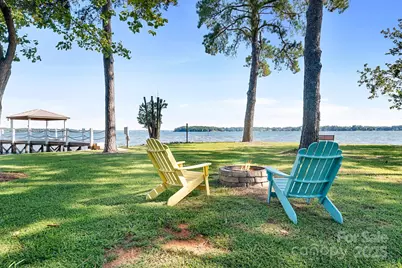 8293 Luckey Point Road, Denver, NC 28037 - Photo 18